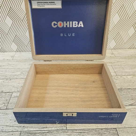 Cohiba Blue Clasico Empty Cigar Box - Picture 2 of 7